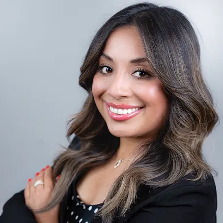 Adriana Fuentes headshot