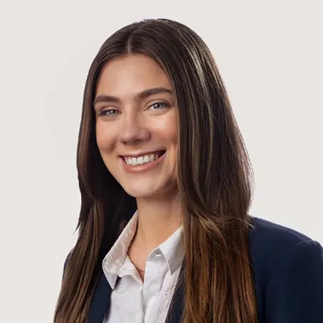 Mackenzie Hewitt headshot