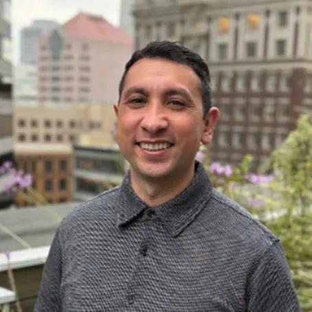 Rigo Mendoza headshot